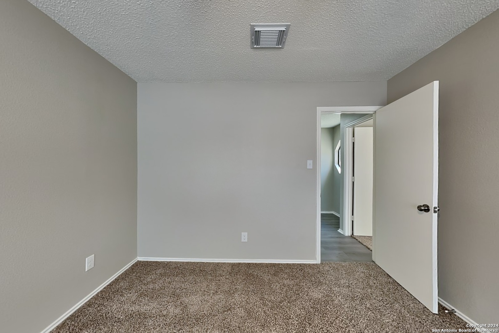 423 Irongate Ridge San Antonio, TX 78253 - Photo 17 of 26