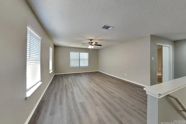 $2,275 | 423 Irongate Ridge, San Antonio, TX 78253