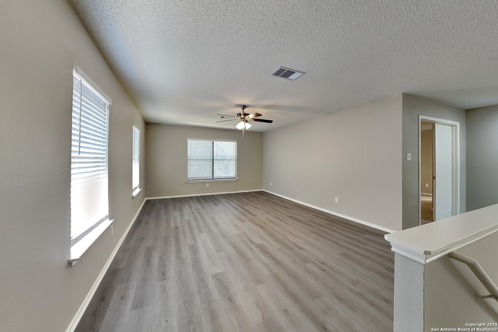 423 Irongate Ridge San Antonio, TX 78253 - Photo 7 of 26