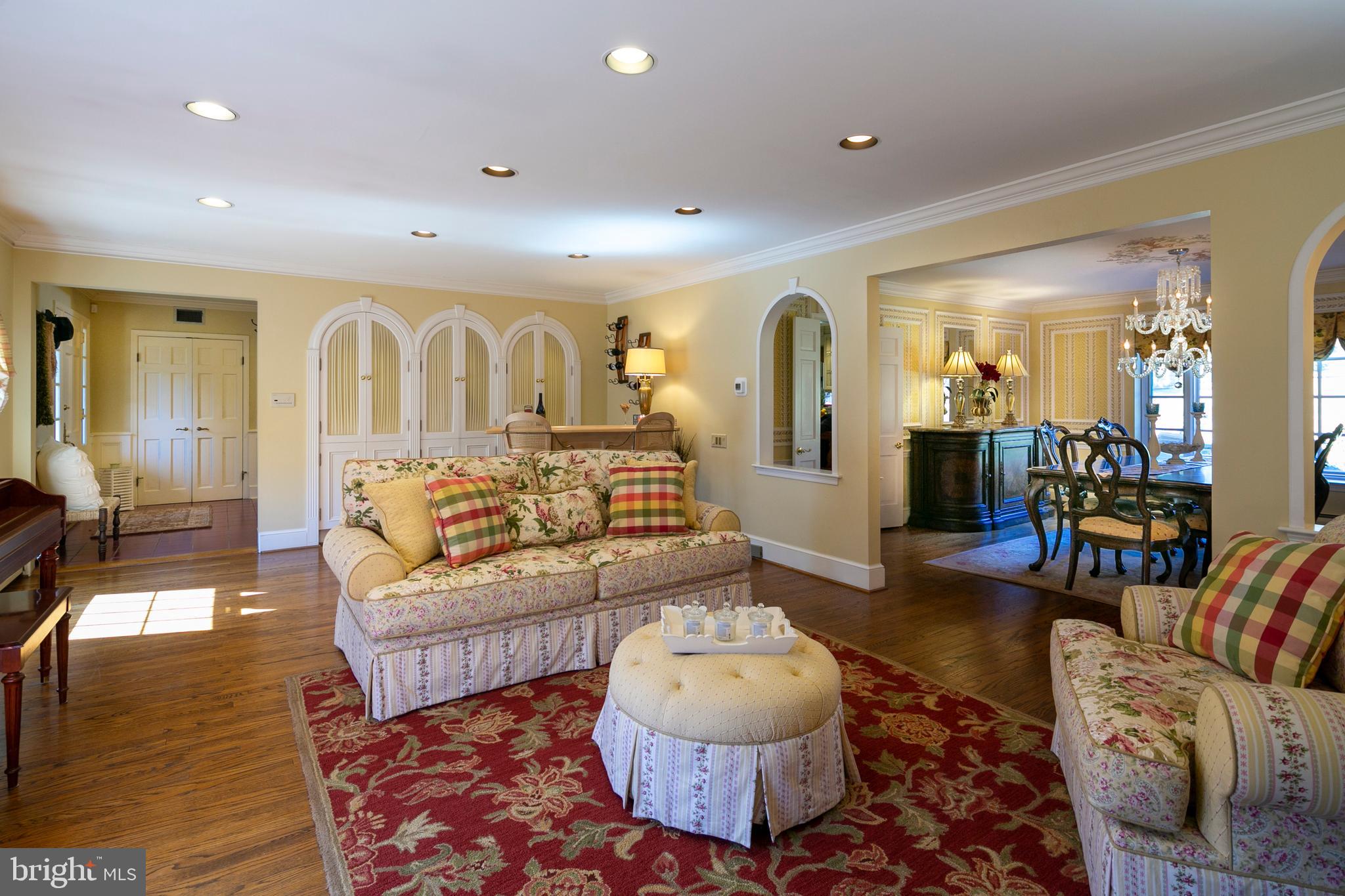 1605 Amity Road Rydal, PA 19046 - Photo 5 of 35 Living Room