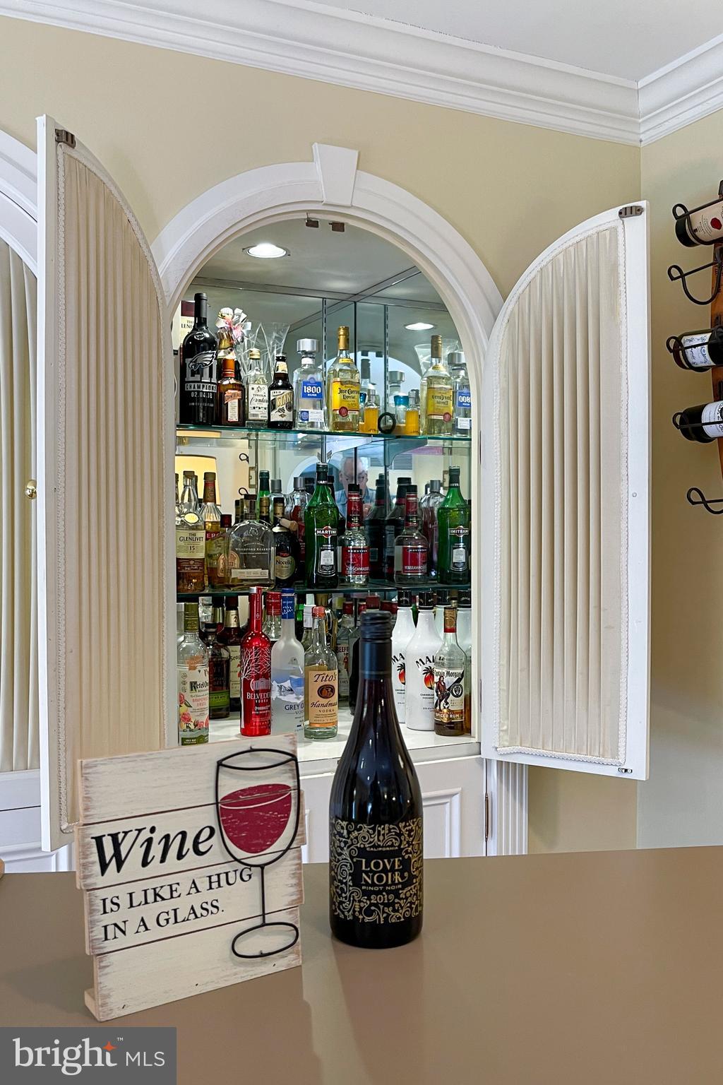 1605 Amity Road Rydal, PA 19046 - Photo 8 of 35 Living Room