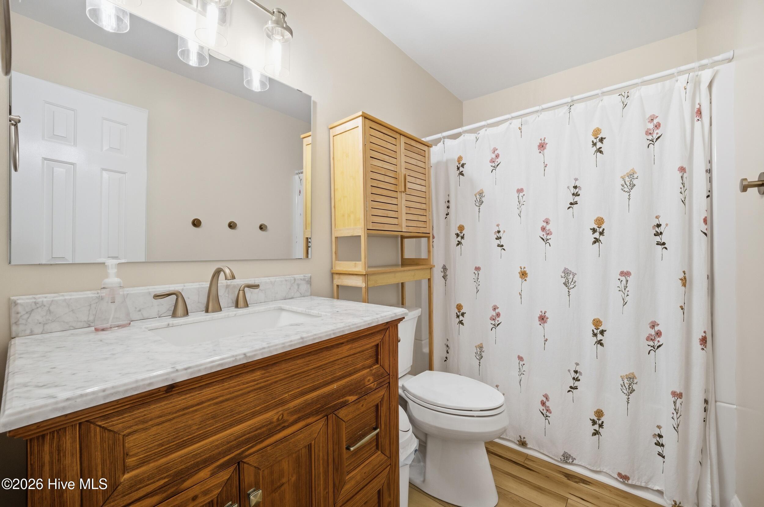 1143 Harvey Point Road Hertford, NC 27944 - Photo 19 of 36 Guest Bath