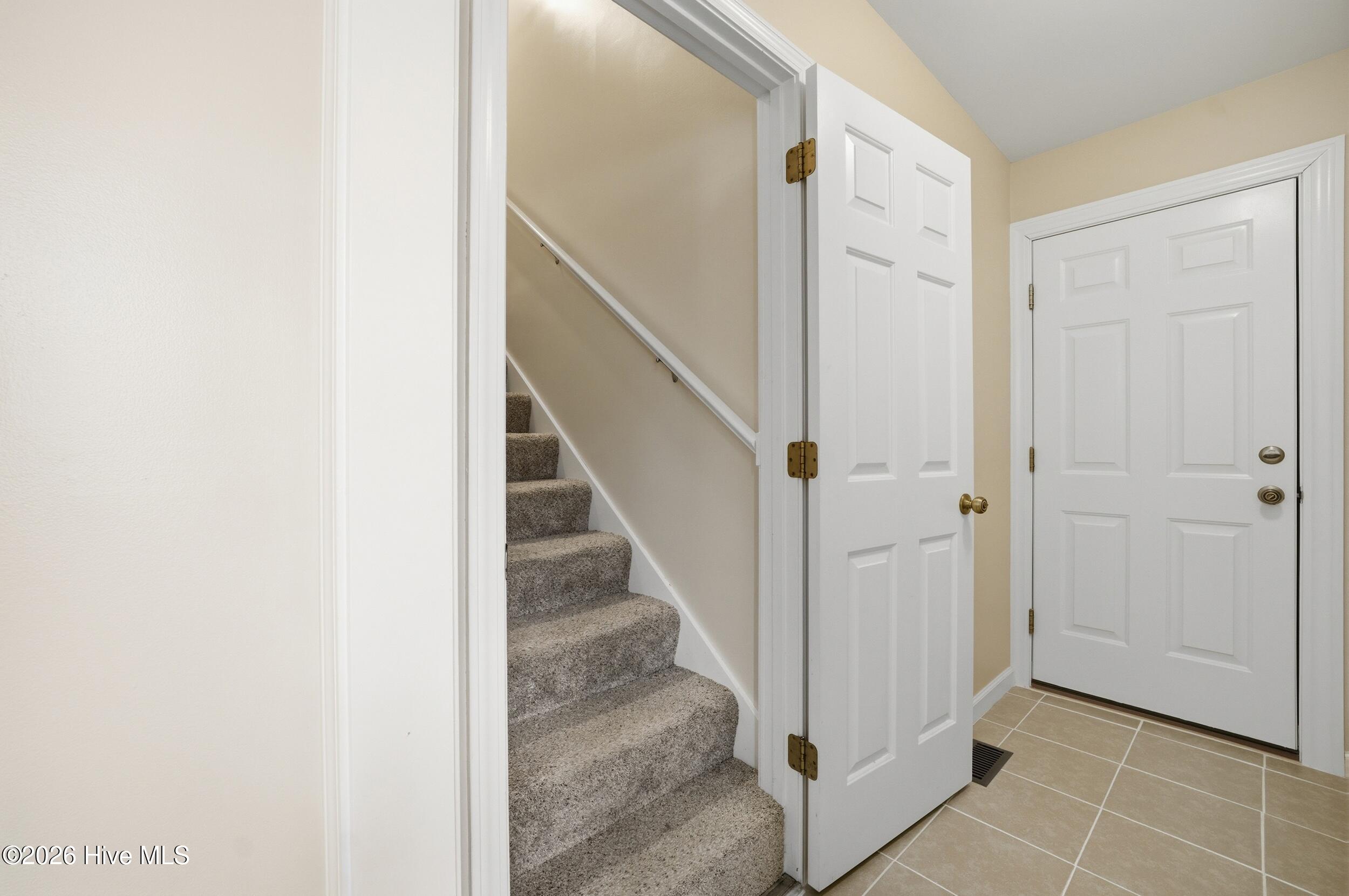 1143 Harvey Point Road Hertford, NC 27944 - Photo 23 of 36 Mudroom