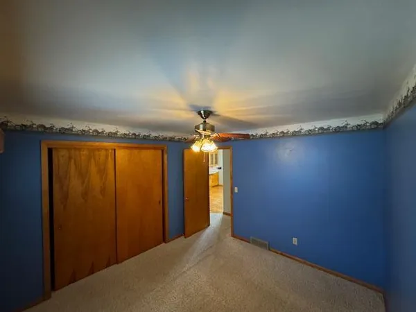 $239,000 | 201 South Dugan Street, Welcome, MN 56181