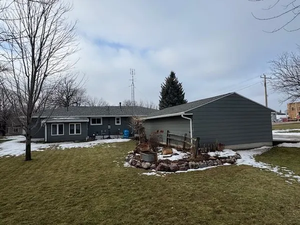 $239,000 | 201 South Dugan Street, Welcome, MN 56181