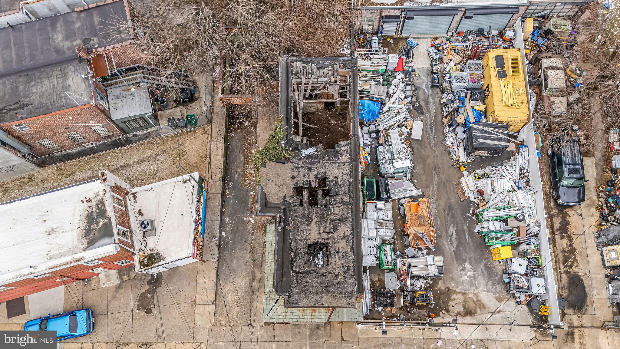 1145 Thurman Street Camden, NJ 08104 - Photo 5 of 18 a city street filled with lots of traffic