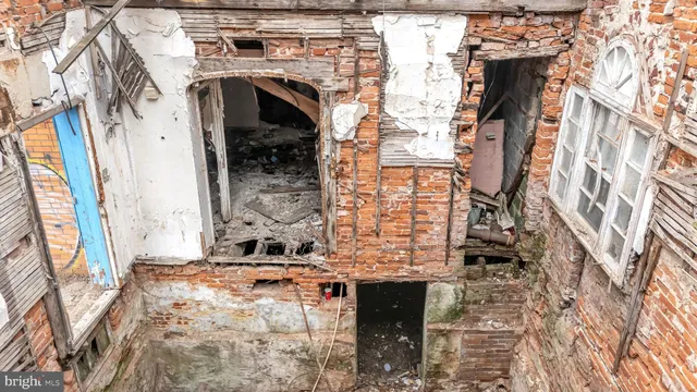 a view of a bathroom