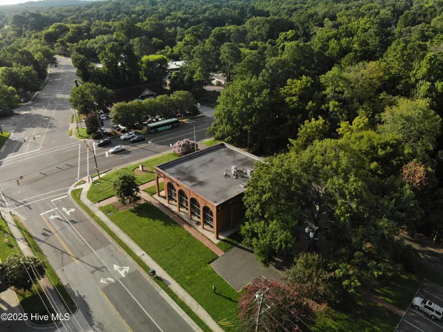 $8,995,000 | 1407 East Franklin Street, Chapel Hill, NC 27514