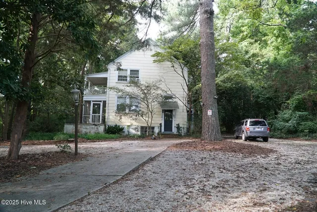 $8,995,000 | 1407 East Franklin Street, Chapel Hill, NC 27514