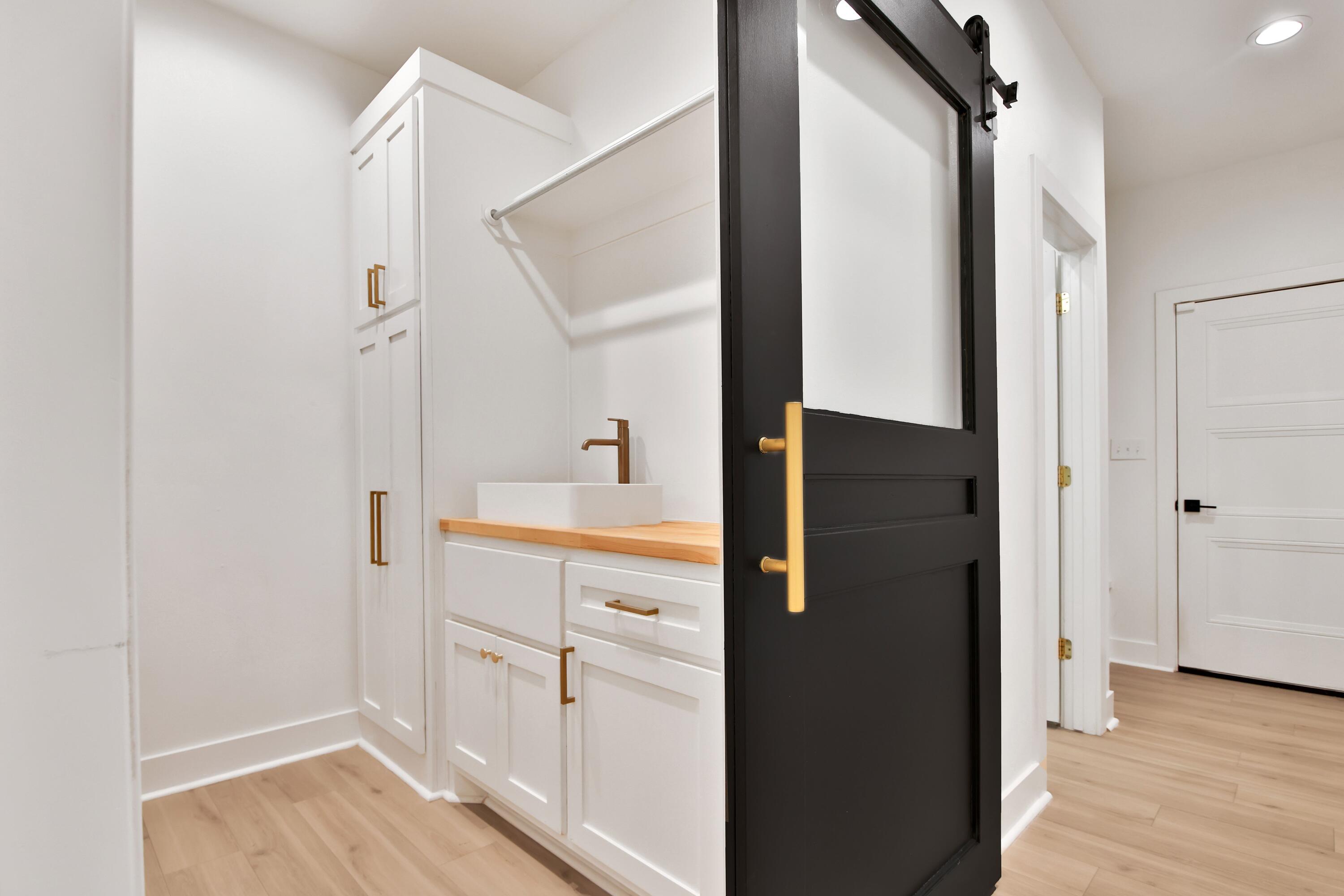 3713 142nd Street Lubbock, TX 79423 - Photo 12 of 34 3713ulitiy