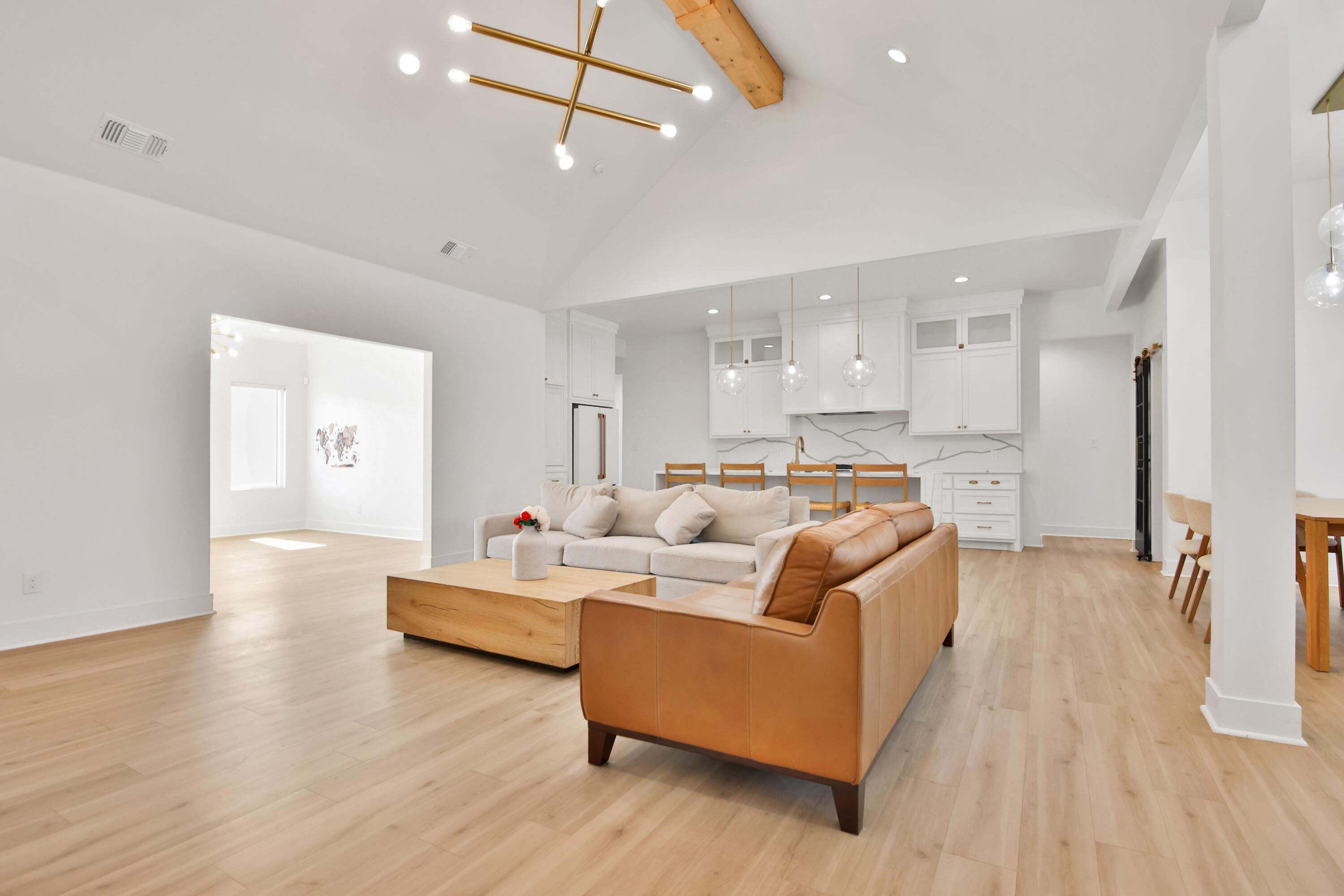 3713 142nd Street Lubbock, TX 79423 - Photo 4 of 34 3713living:kitchen2