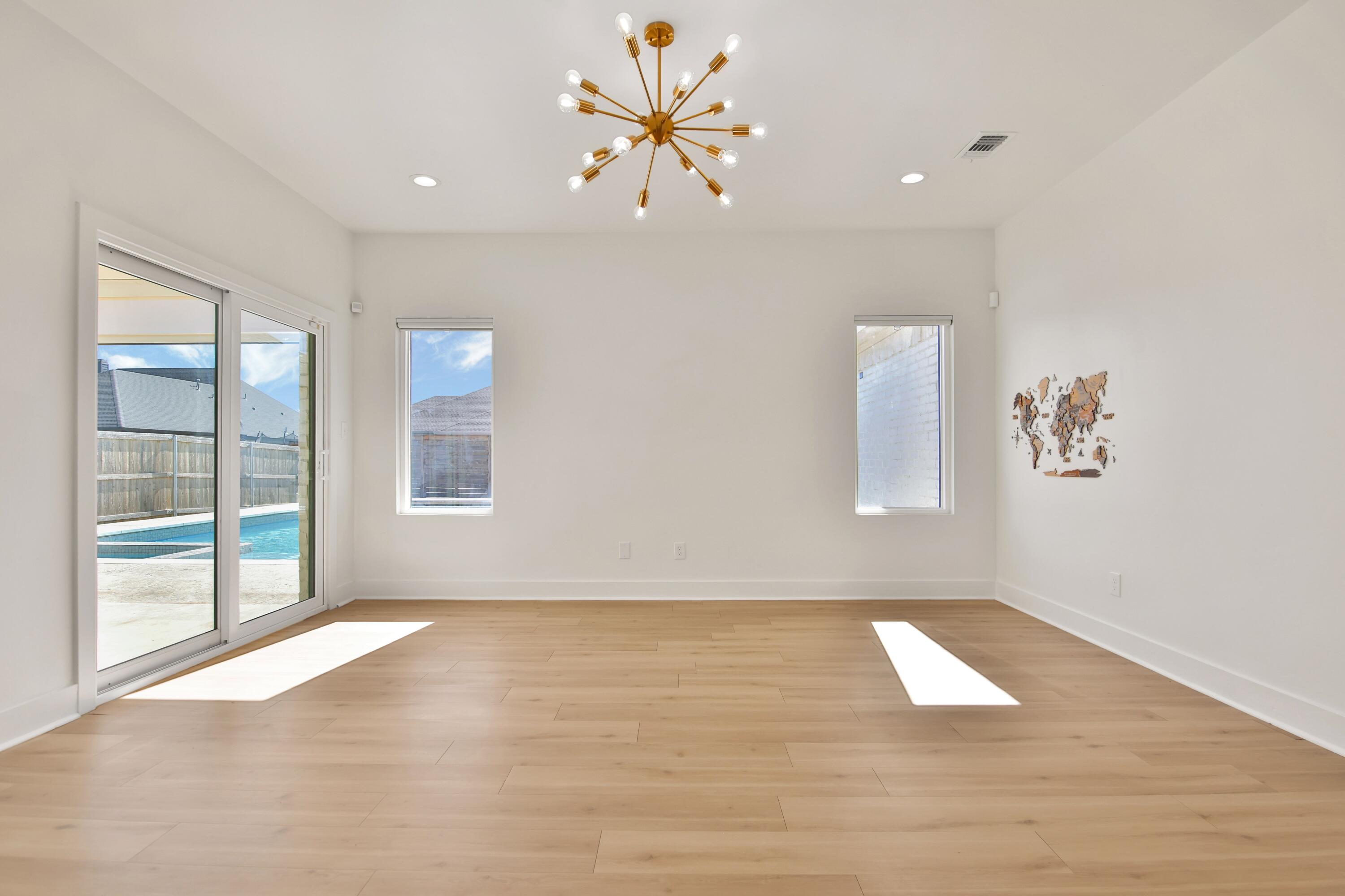 3713 142nd Street Lubbock, TX 79423 - Photo 10 of 34 3713flezarea2