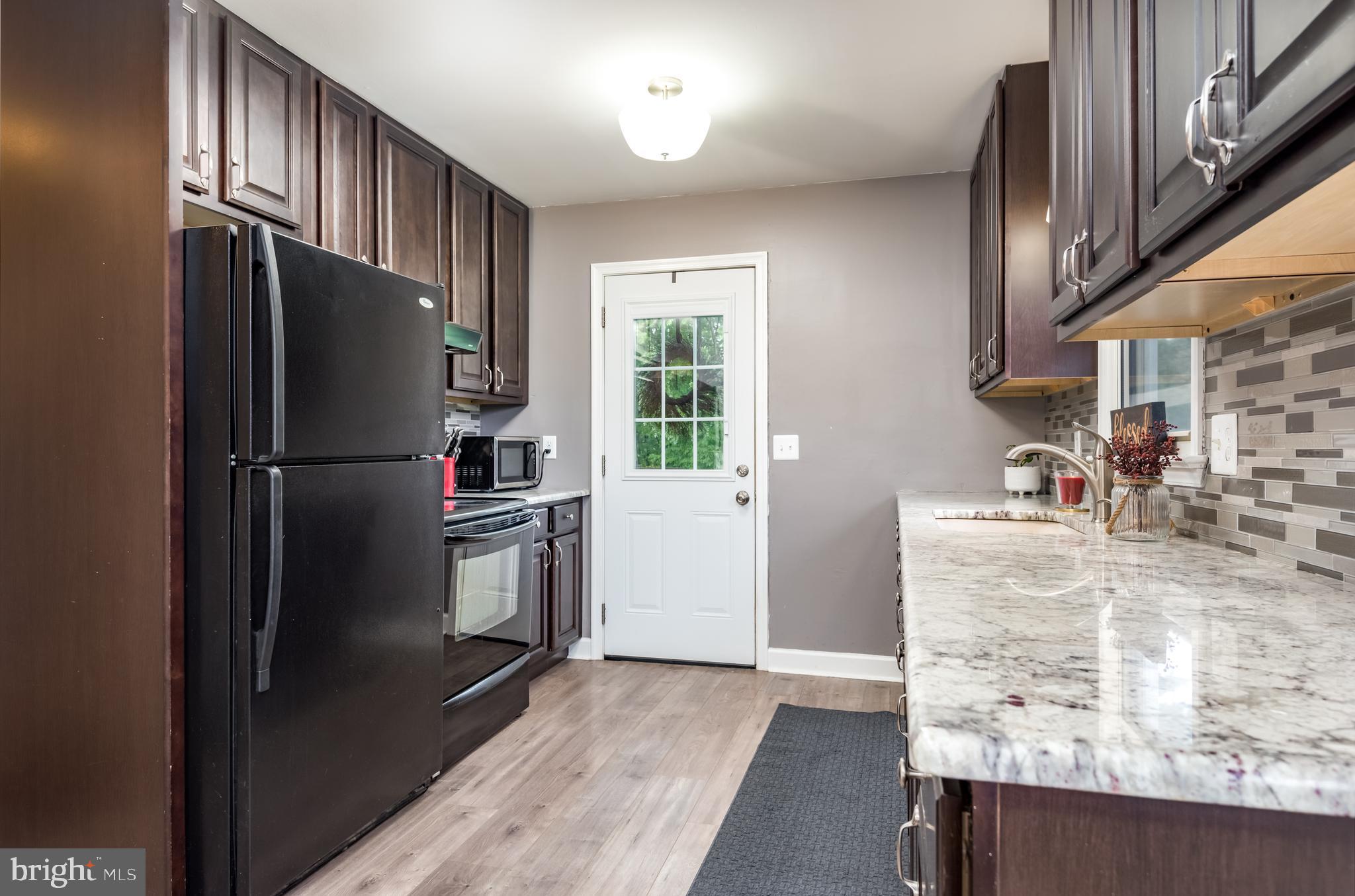 15111 Johnsons Road Culpeper, VA 22701 - Photo 4 of 32 Kitchen