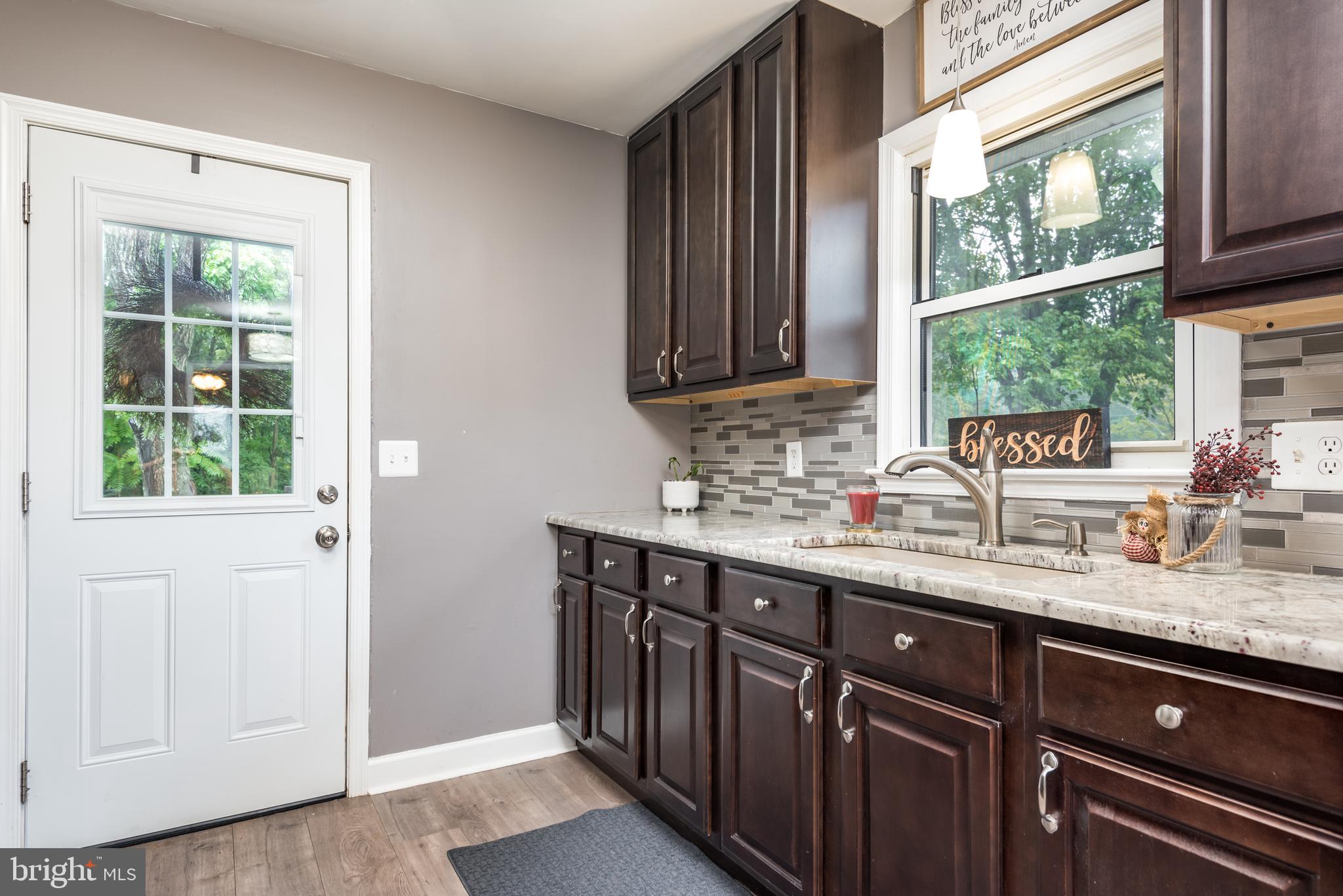 15111 Johnsons Road Culpeper, VA 22701 - Photo 10 of 32 Kitchen