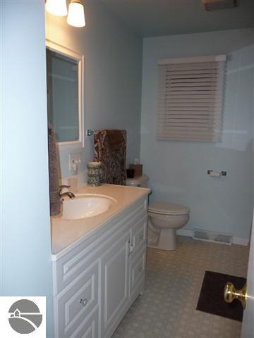 5718 Ridge Road Williamsburg, MI 49690 - Photo 14 of 24 1731759-13.JPG