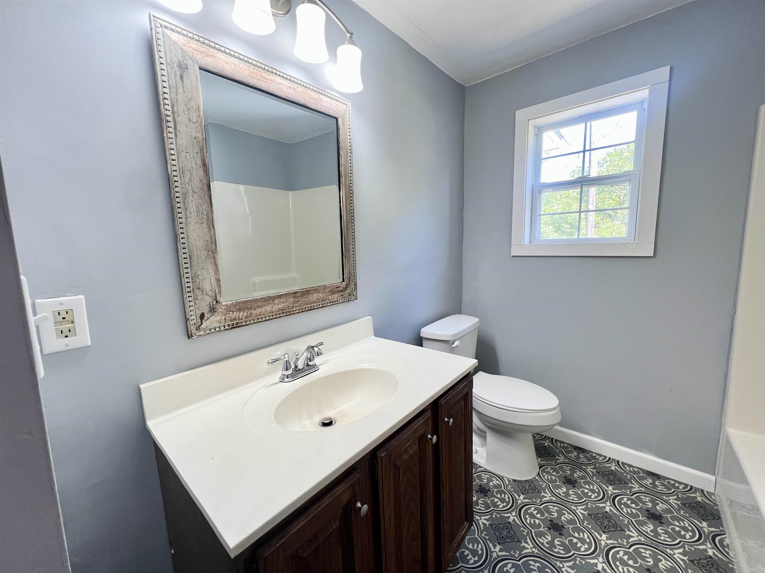 126 West Boone Street Adamsville, TN 38310 - Photo 8 of 23