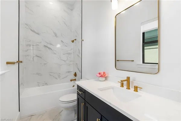 $1,690,000 | 9560 Caymas Terrace, Naples, FL 34114