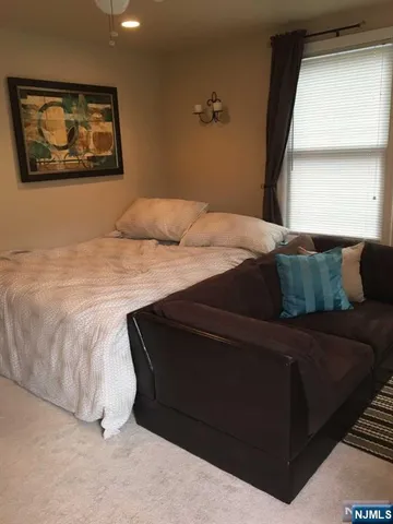 $1,450 | 192 High Street, Northvale, NJ 07647