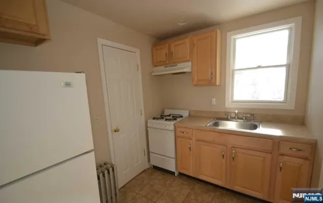 $1,450 | 192 High Street, Northvale, NJ 07647