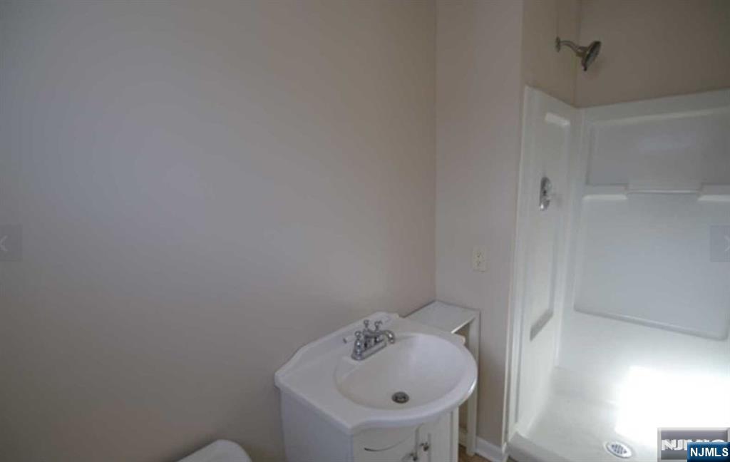 192 High Street Northvale, NJ 07647 - Photo 7 of 24