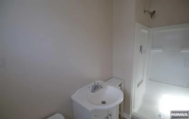 $1,450 | 192 High Street, Northvale, NJ 07647