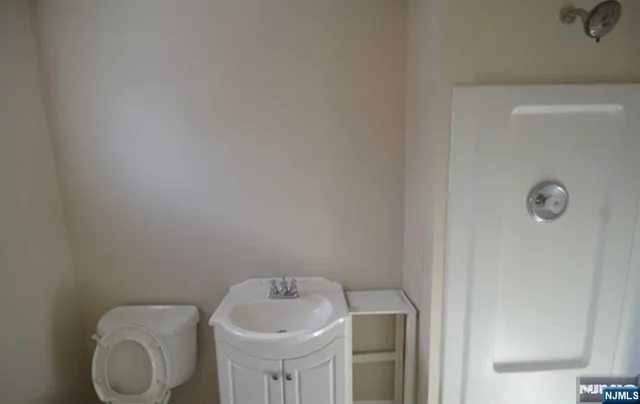 $1,450 | 192 High Street, Northvale, NJ 07647