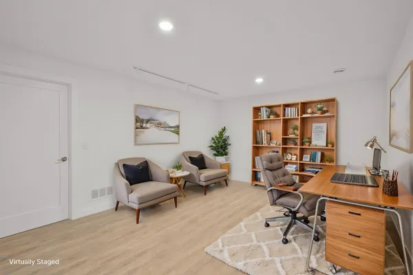 $399,900 | 118 Boneset, Poynette, WI 53955