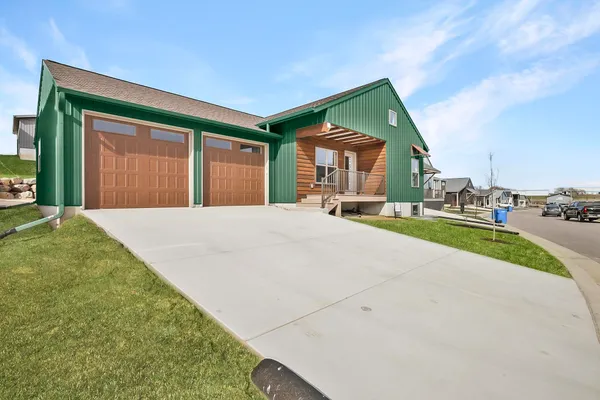 $399,900 | 118 Boneset, Poynette, WI 53955