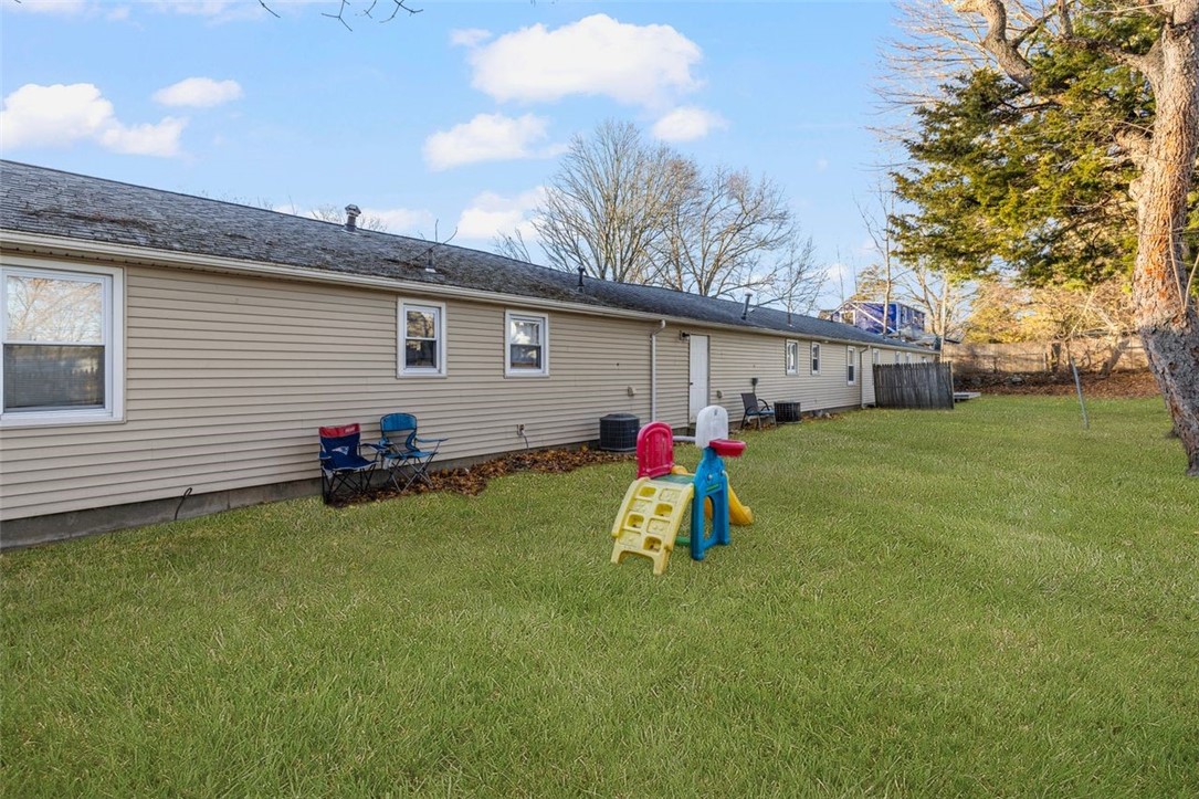 107 Keystone Drive, Unit 116 Warwick, RI 02889 - Photo 17 of 24