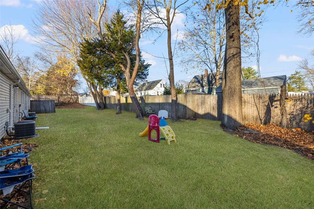 107 Keystone Drive, Unit 116 Warwick, RI 02889 - Photo 19 of 24