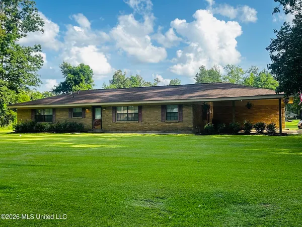 $225,000 | 1387 East 1st Street, Forest, MS 39074