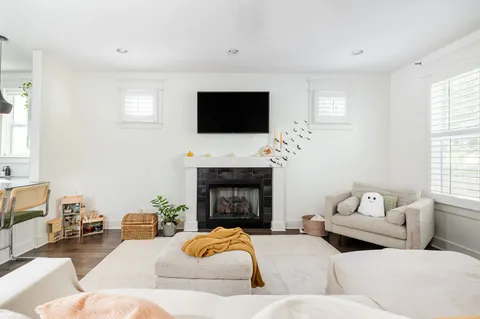 $575,000 | 2423 Inga Street, Unit A, Nashville, TN 37206