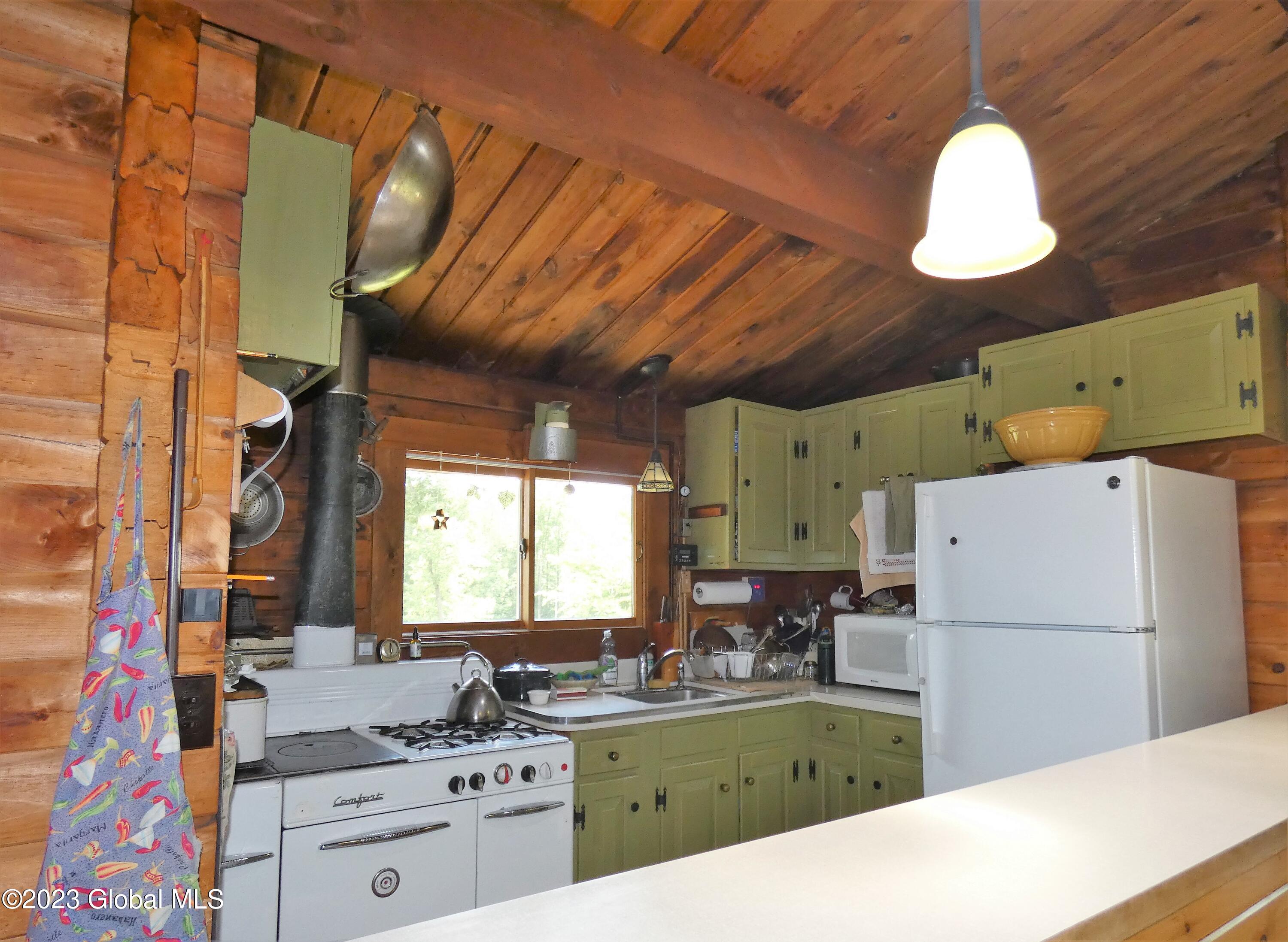 163 Combs Road Thurman, NY 12885 - Photo 18 of 57 P1020511