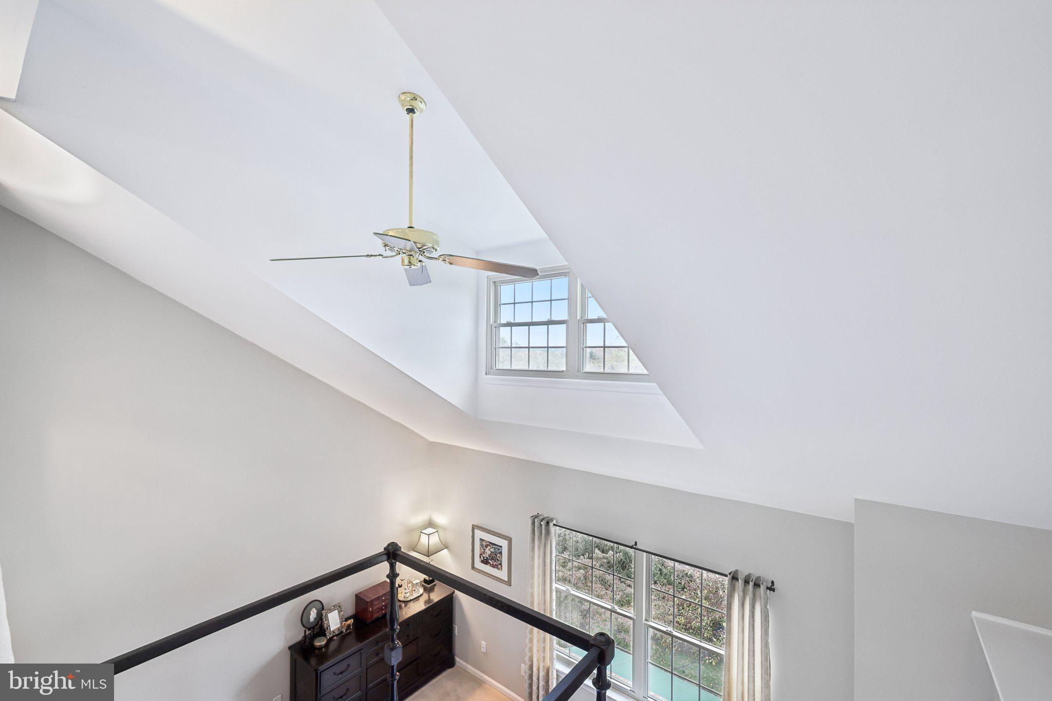 11 Old Forge Garth Sparks Glencoe, MD 21152 - Photo 19 of 39 a view of entryway and workspace