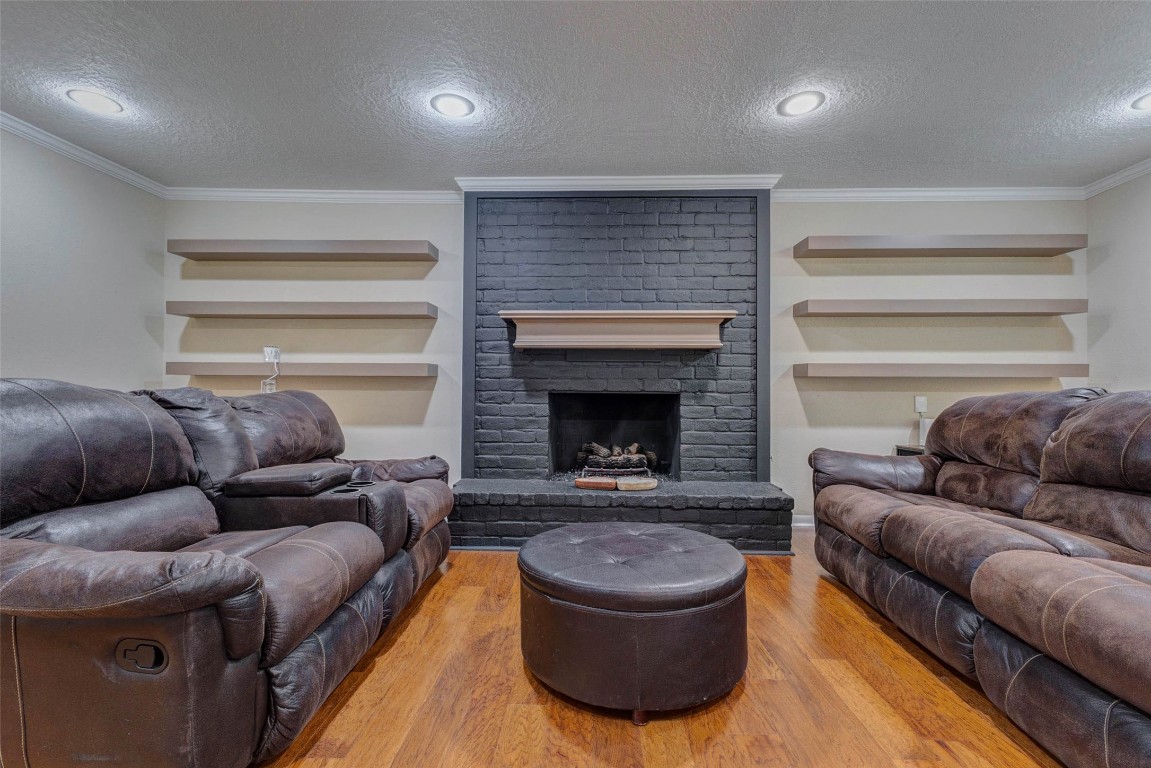 6710 Falling Waters Drive Spring, TX 77379 - Photo 13 of 45