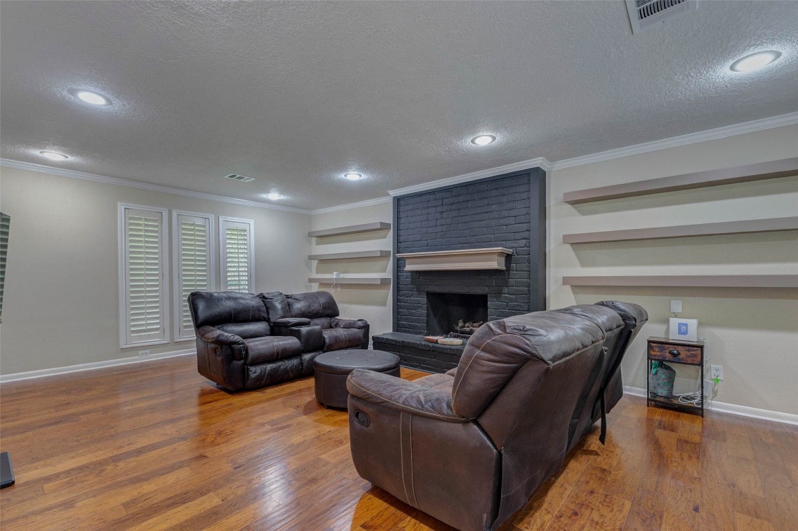 6710 Falling Waters Drive Spring, TX 77379 - Photo 14 of 45