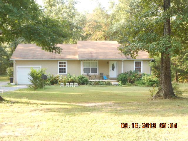 7063 Oak Springs Road Nunnelly, TN 37137 - Photo 1 of 16 ftont, covered porh
