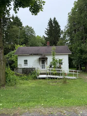 $50,000 | 327 West Pine Street, Stanton, MI 48888