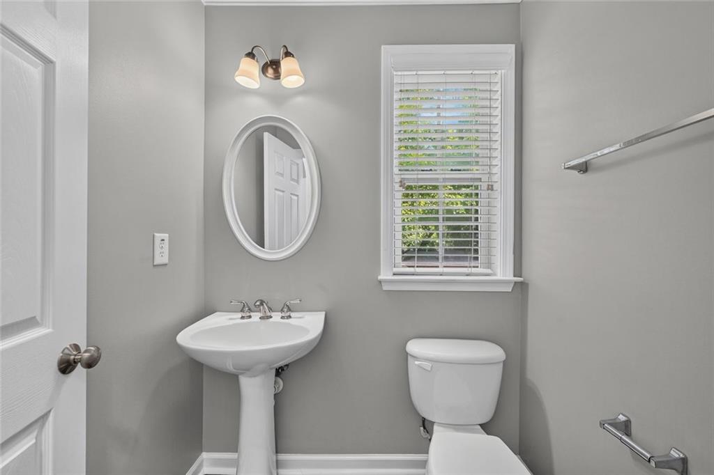3423 Triview Square Atlanta, GA 30339 - Photo 21 of 44 Gallery Image 21