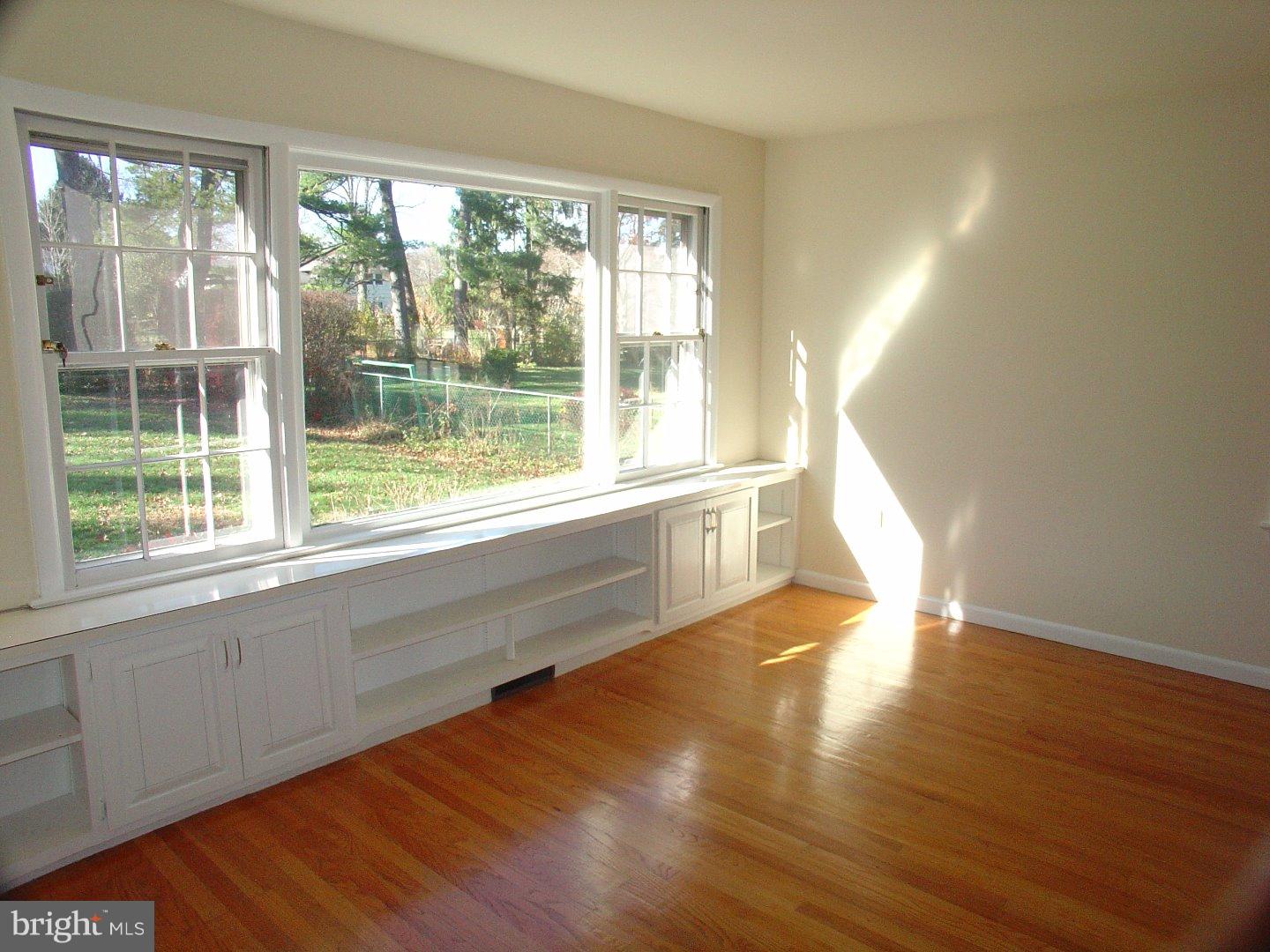 5 Farm Road Ewing, NJ 08638 - Photo 13 of 19 View
