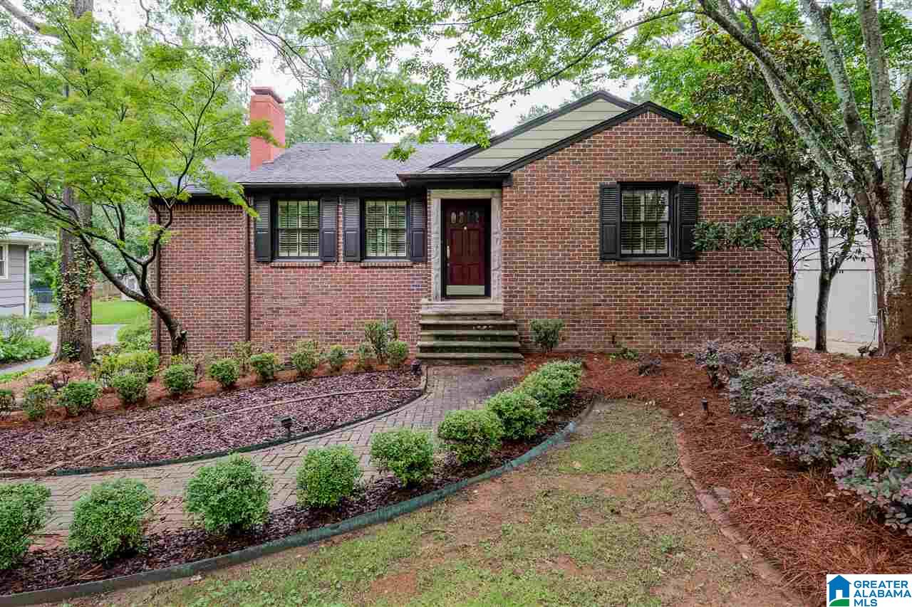 1704 Kensington Road Birmingham, AL 35209 - Photo 1 of 31
