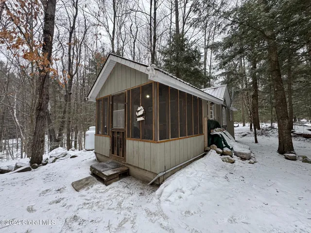 $269,000 | 164 Crane Pond Road, Schroon, NY 12870