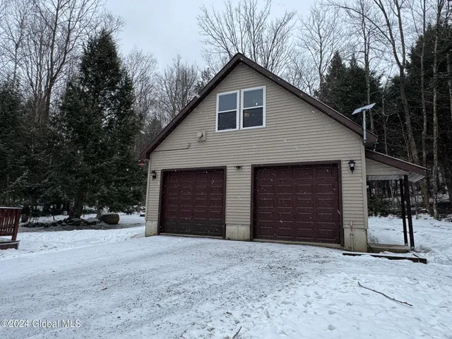 $269,000 | 164 Crane Pond Road, Schroon, NY 12870