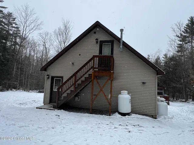 $269,000 | 164 Crane Pond Road, Schroon, NY 12870