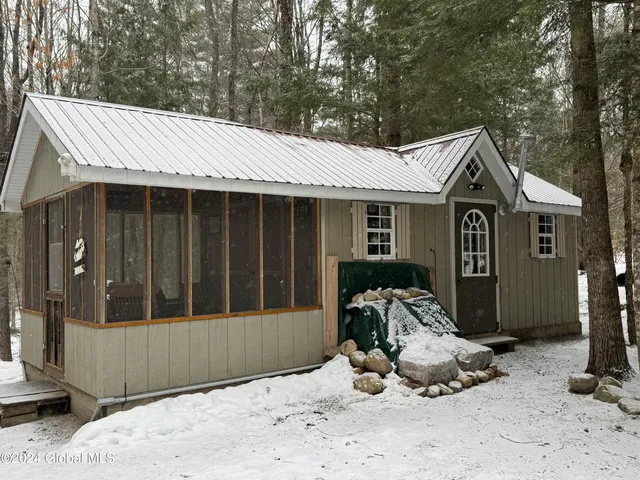 $269,000 | 164 Crane Pond Road, Schroon, NY 12870