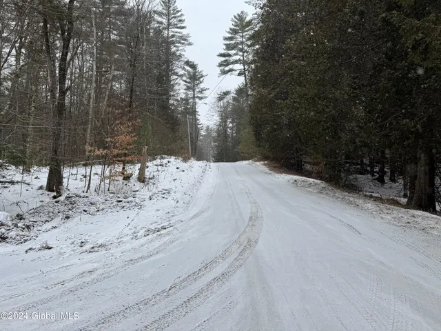 $269,000 | 164 Crane Pond Road, Schroon, NY 12870