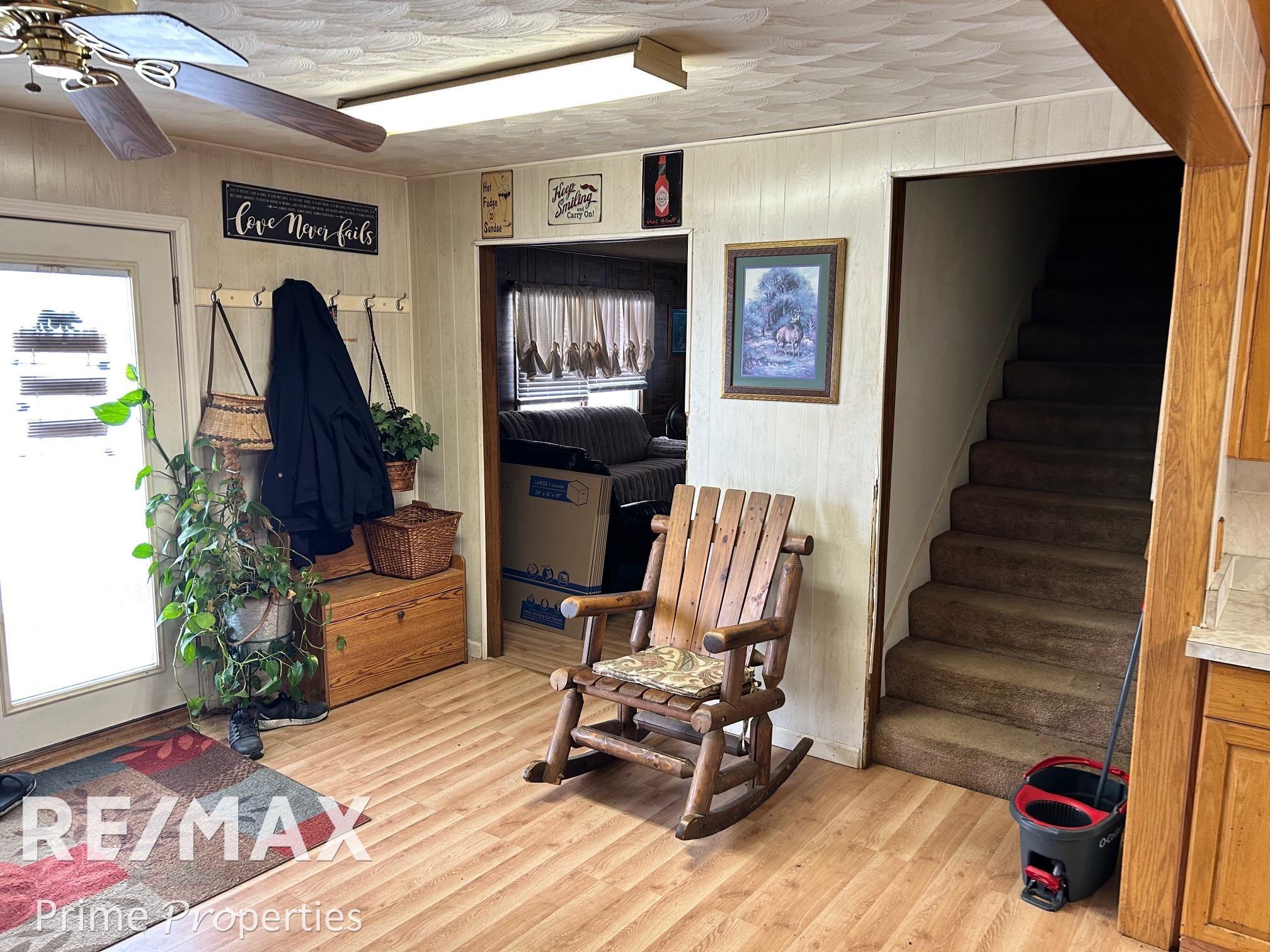 1016 East Vienna Road Clio, MI 48420 - Photo 22 of 39 50164459-3917e054-180e-49df-86d7-6f75109b4943.JPG
