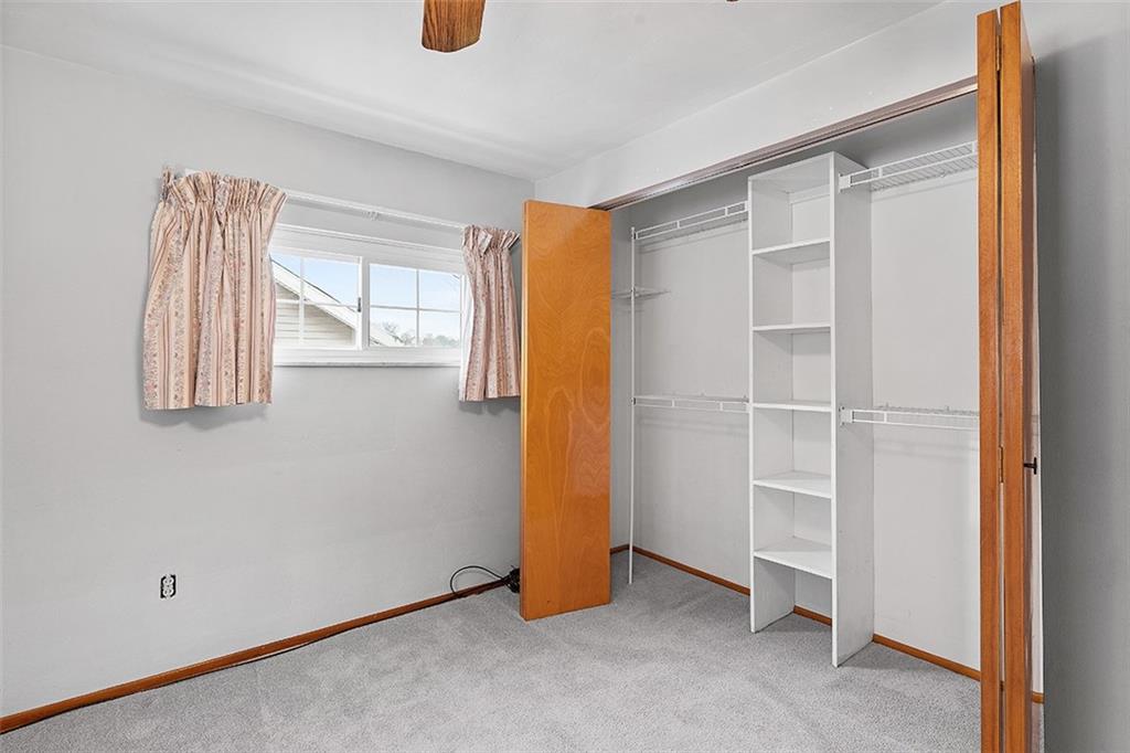 515 Braddock Road Pittsburgh, PA 15221 - Photo 27 of 38 a view of walk in closet with empty racks