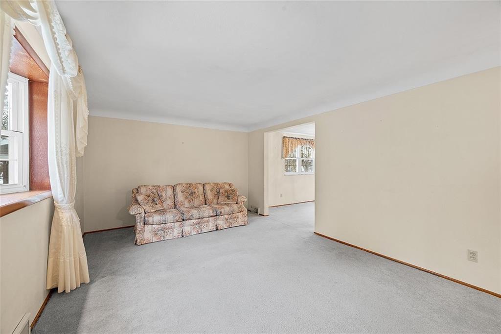 515 Braddock Road Pittsburgh, PA 15221 - Photo 7 of 38 an empty room with windows