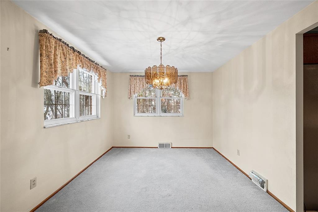 515 Braddock Road Pittsburgh, PA 15221 - Photo 10 of 38 a view of an empty room with a window